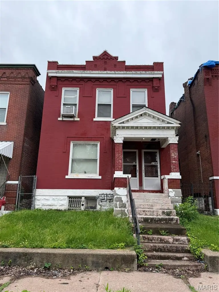 4146 Labadie Avenue, Saint Louis, MO 63115 - #1