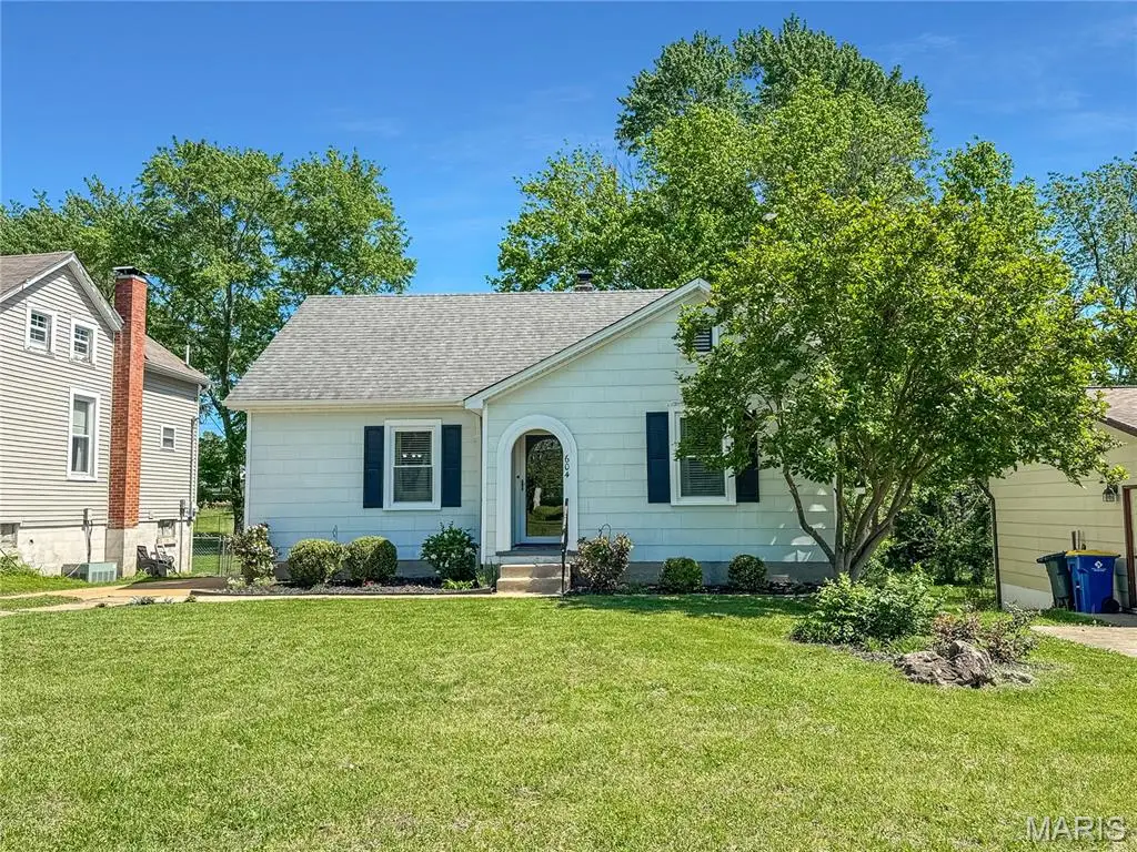 604 Madison Avenue, Washington, MO 63090 - #1