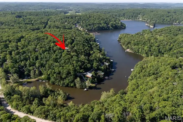 46 Lake Shore Drive N, New Florence, MO 63363