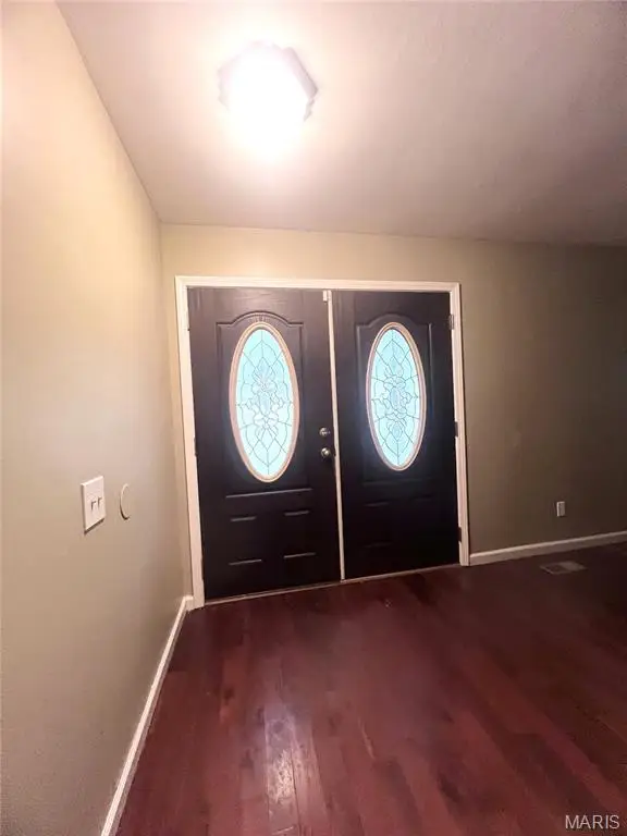 5891 Sir Edward Lane, Florissant, MO 63033 - #2