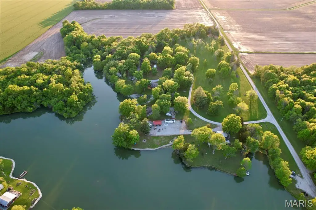 8352 Club Lane, Alma, IL 62807 - #1