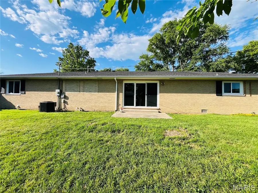 1616 Wellington Drive, Granite City, IL 62040 - #3