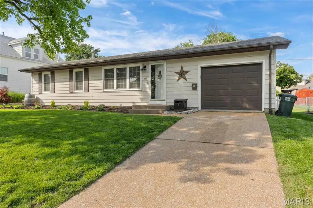 614 S Rapp Avenue, Columbia, IL 62236 - #1