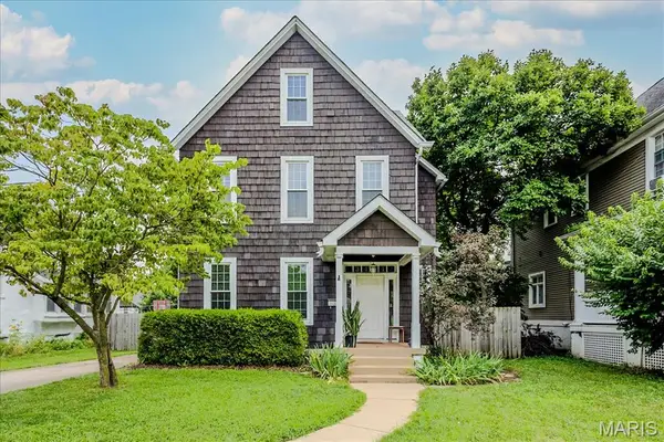 3434 Greenwood Boulevard, Maplewood, MO 63143