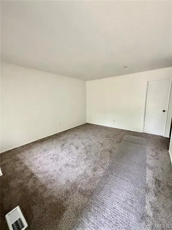 10619 Foxlair Drive, Saint Louis, MO 63137 - #2