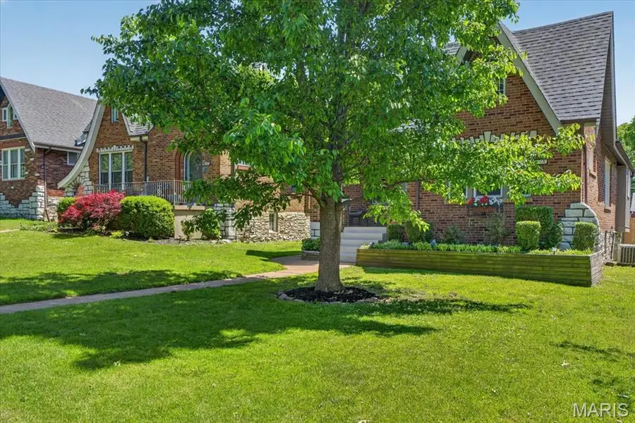 6718 Oleatha Avenue, Saint Louis, MO 63139 - #3