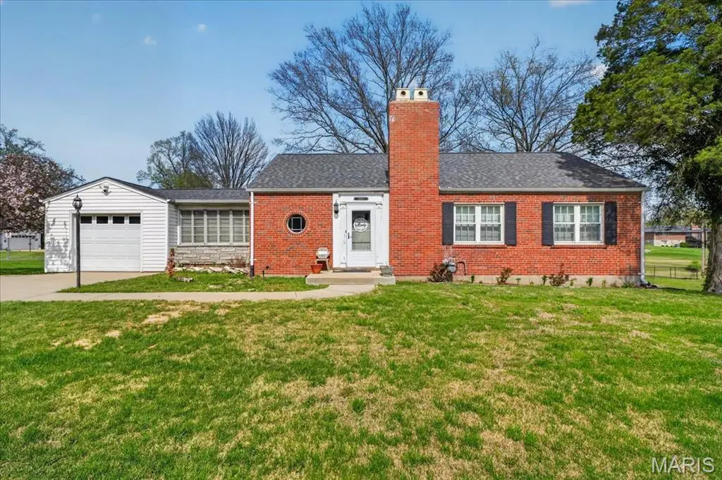 9845 E Concord Road, Saint Louis, MO 63128 - #1