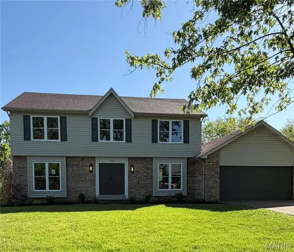 153 Spring Leigh Court, Ballwin, MO 63011