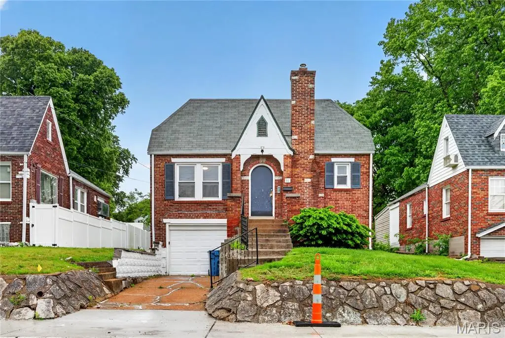 21 Robert Avenue, Saint Louis, MO 63135 - #1