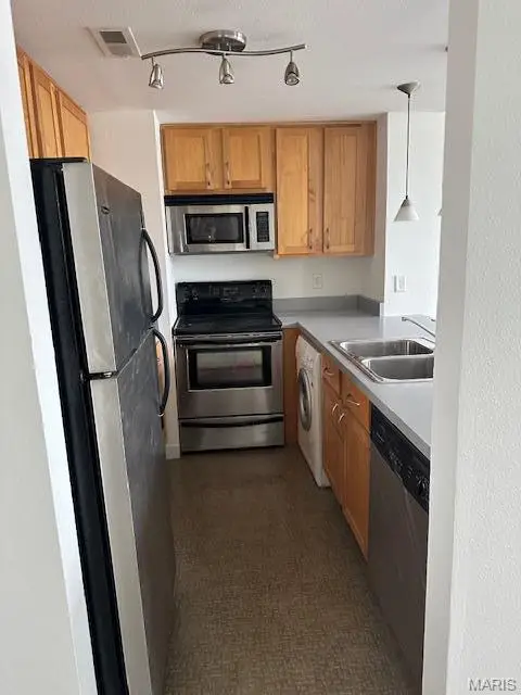 5330 Pershing Avenue #503, Saint Louis, MO 63112 - #2