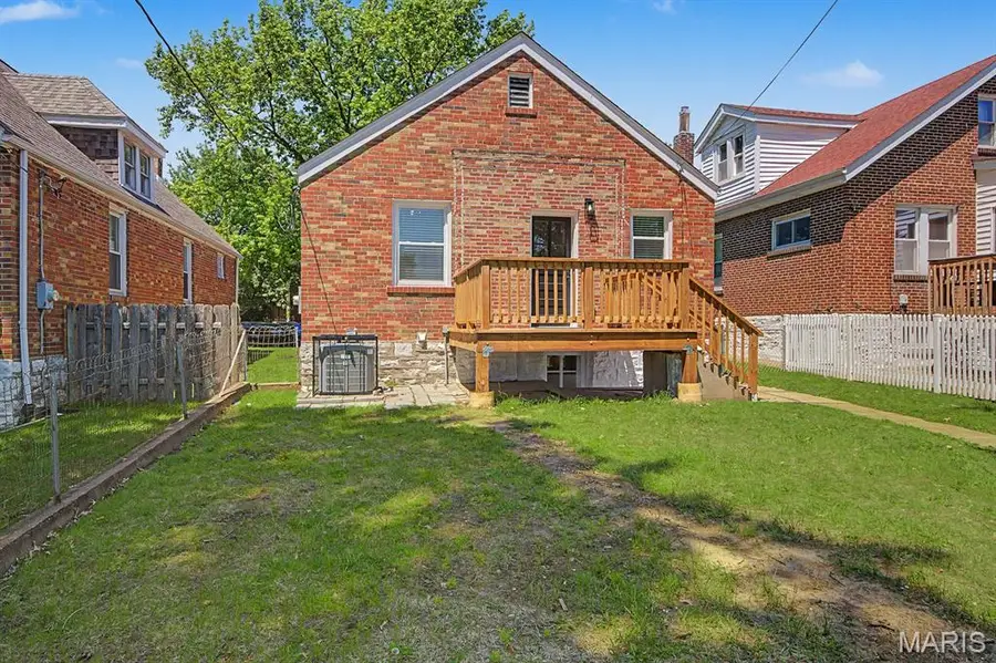 6134 Adkins Avenue, Saint Louis, MO 63116 - #3