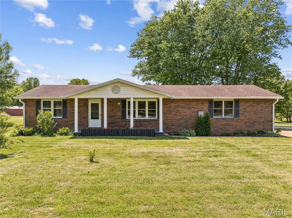 2300 Seiler Road, Alton, IL 62002 - #1