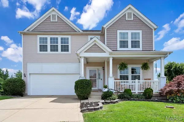 2023 Preston Woods Parkway, Lake St Louis, MO 63367