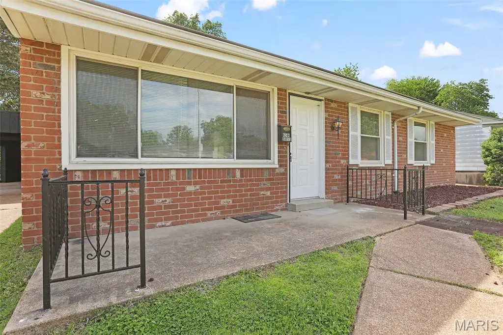 4144 Davis Street, Saint Louis, MO 63123 - #1