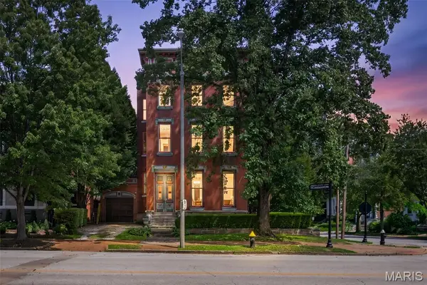1554 Mississippi Avenue, St Louis, MO 63104
