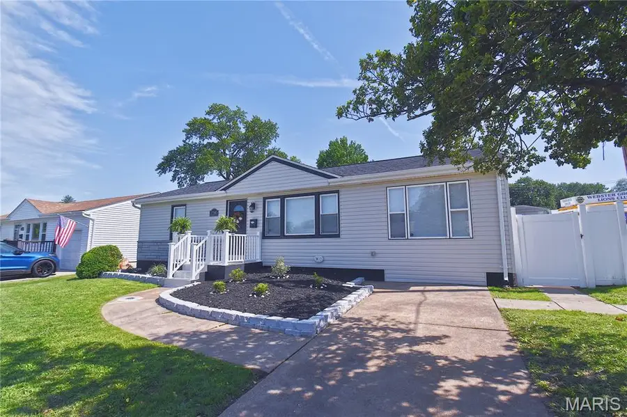 7740 General Sherman Lane, Saint Louis, MO 63123 - #2