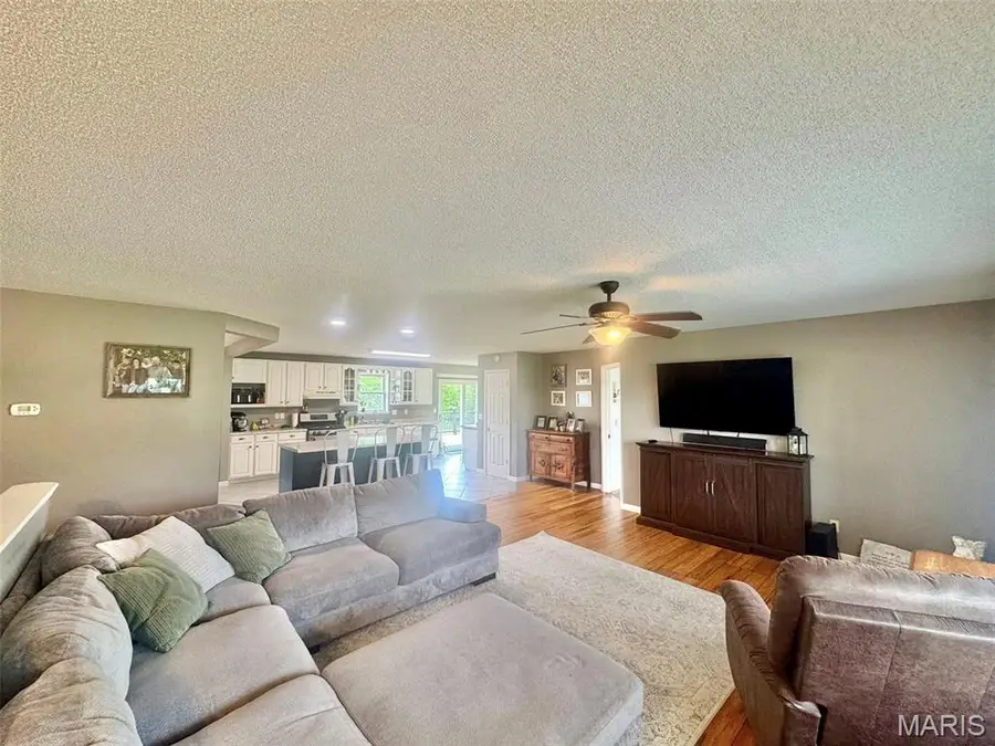 15335 Villa Drive, Monroe City, MO 63456 - #2