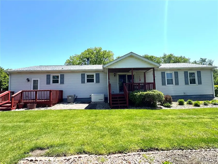 618 S Central Street, Coffeen, IL 62017 - #3