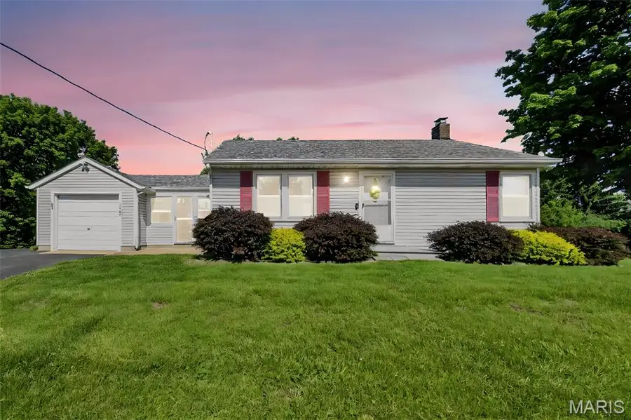 3909 Shackelford Road, Florissant, MO 63034 - #3