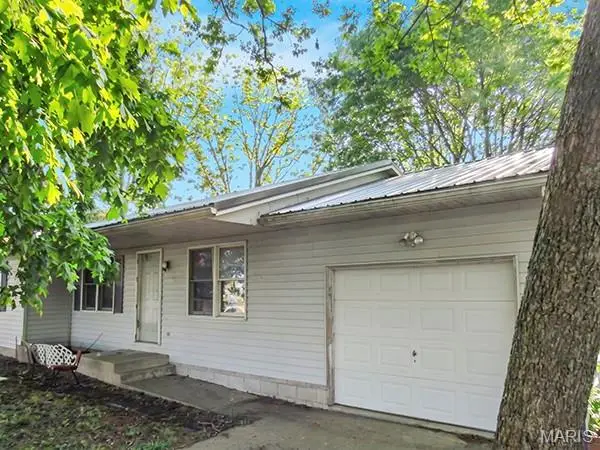 22662 S Centennial Road, Jerseyville, IL 62052 - #2