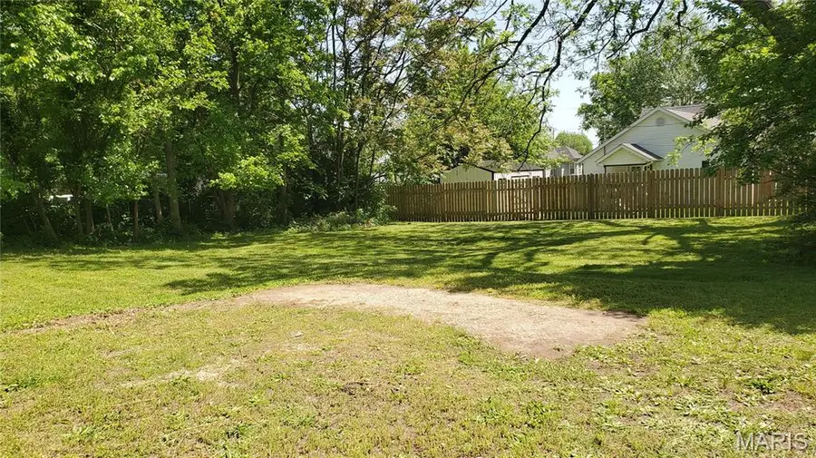 104 S Jackson Street, Salem, MO 65560 - #2