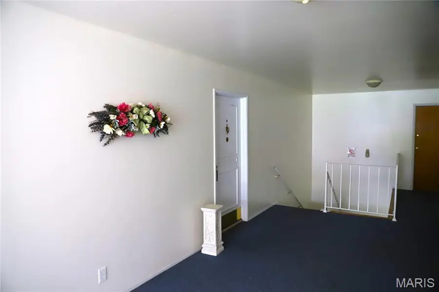 1700 Ramada Boulevard #F, Collinsville, IL 62234 - #2