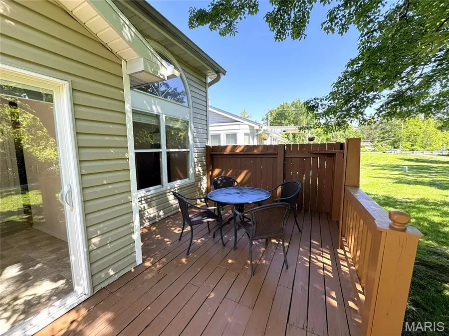 836 Du Pre Court, Saint Peters, MO 63376 - #3