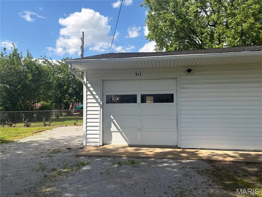 317 E Madison Street, Millstadt, IL 62260 - #2