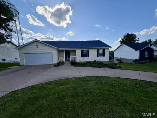 1553 Scenic Drive, Herculaneum, MO 63048