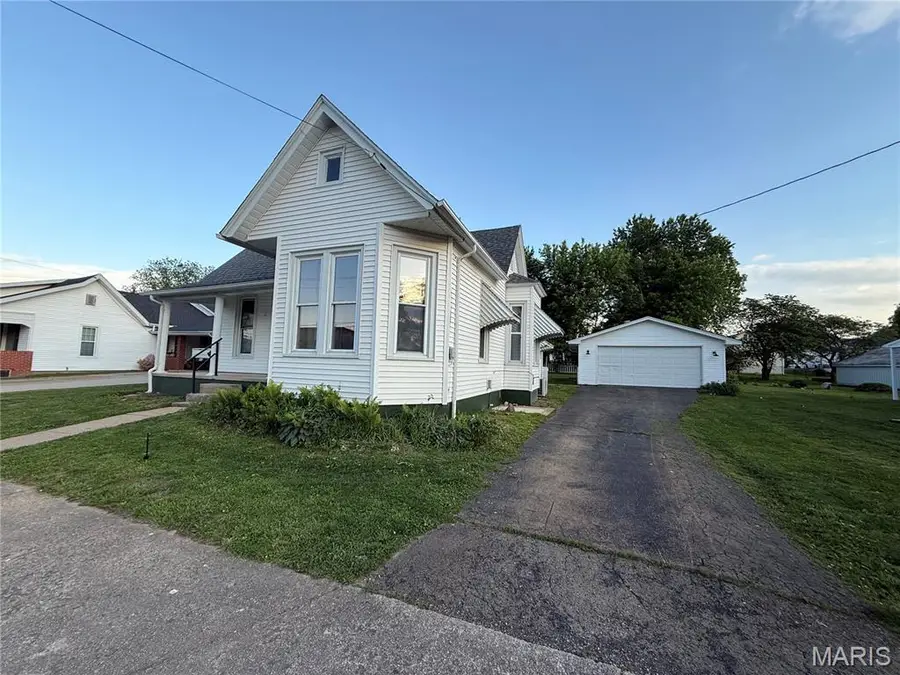209 W College, Fredericktown, MO 63645 - #2