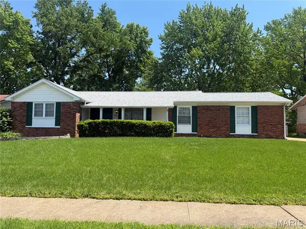 2940 Devonshire Drive, Florissant, MO 63033