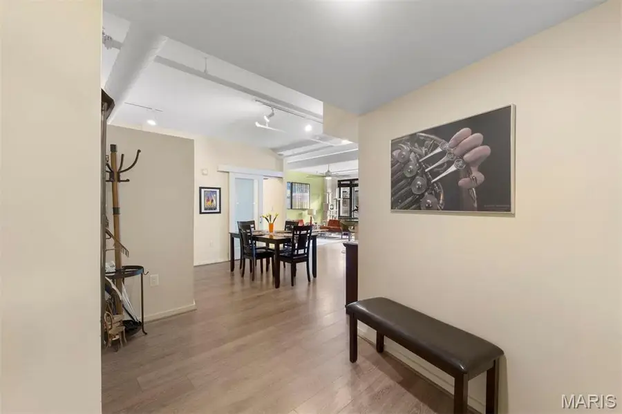 915 Olive Street #1011, Saint Louis, MO 63101 - #2