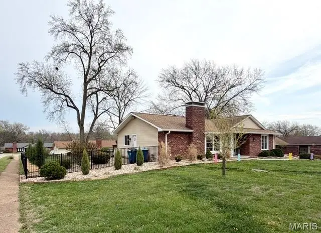 23 Sweetwood Court, Ballwin, MO 63011 - #2