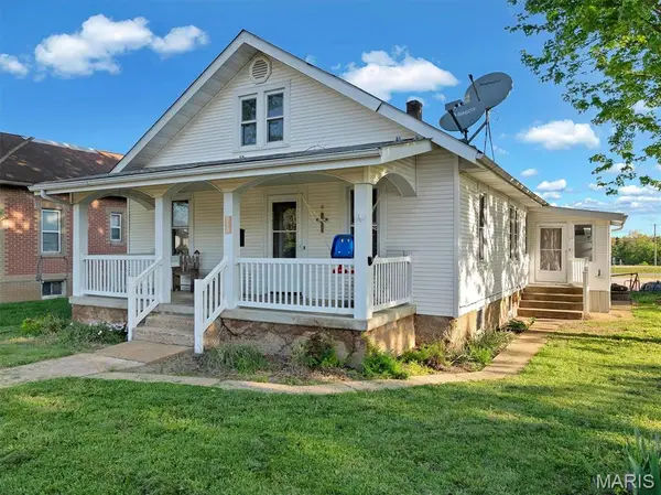 609 W Madison Avenue, Owensville, MO 65066