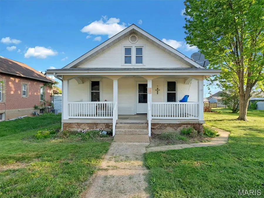 609 W Madison Avenue, Owensville, MO 65066 - #2