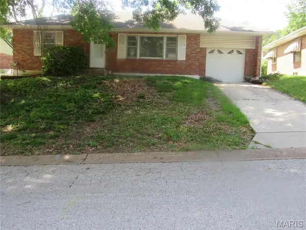 4409 Colonial Avenue, St Louis, MO 63121