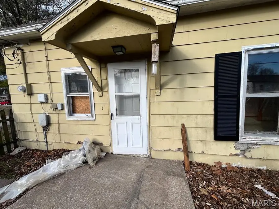 204 Madison Street, Macon, MO 63552 - #3