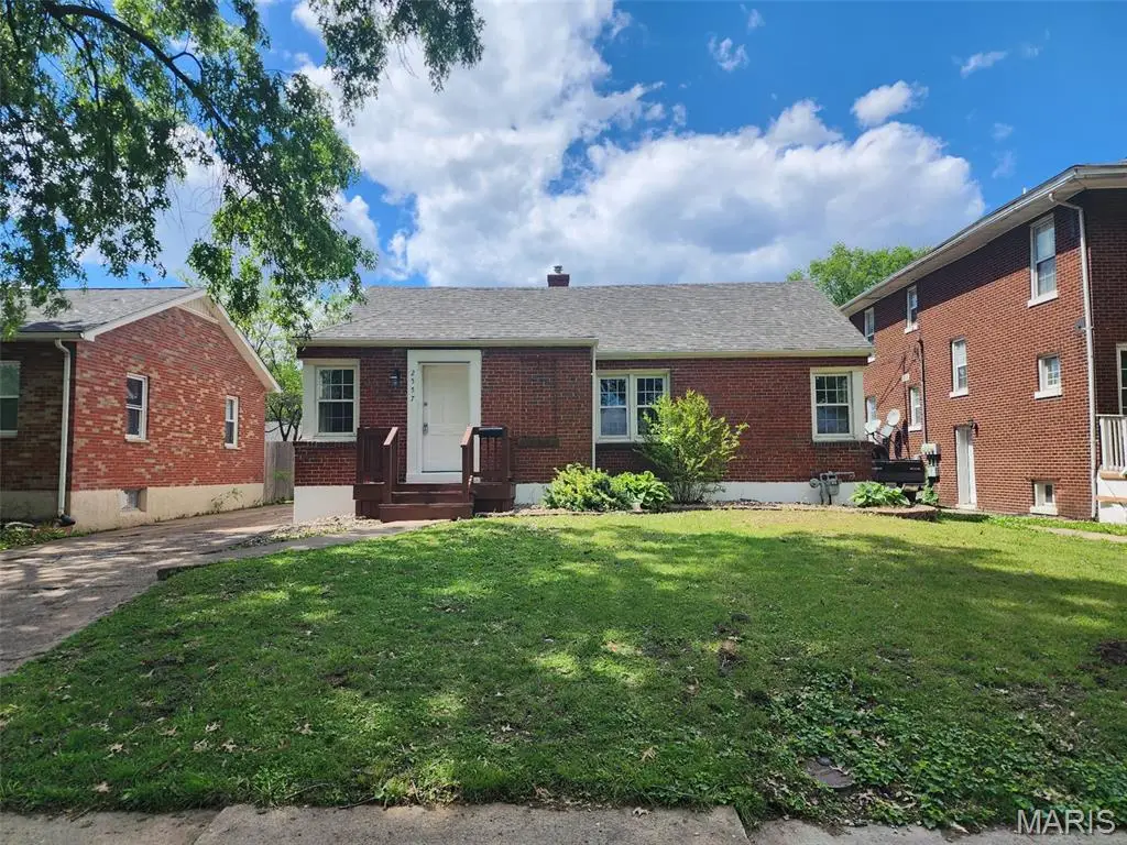 2557 Edison Avenue, Granite City, IL 62040 - #1