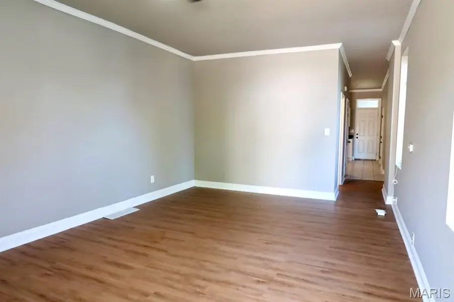 7614 Pennsylvania Avenue, Saint Louis, MO 63111 - #2