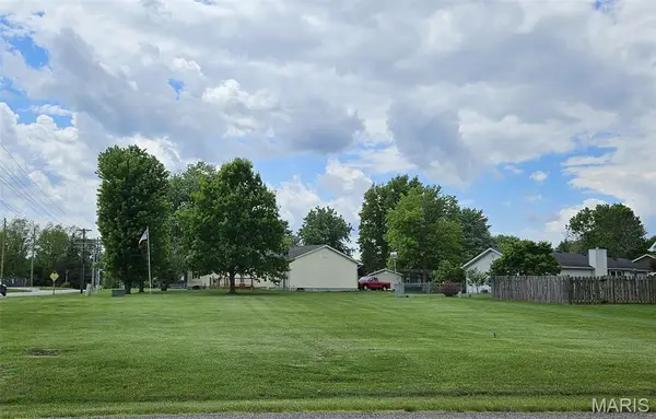 634 Birch Avenue, Edwardsville, IL 62025