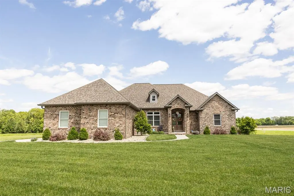 409 Willow Bend Lane, Caseyville, IL 62269 - #1