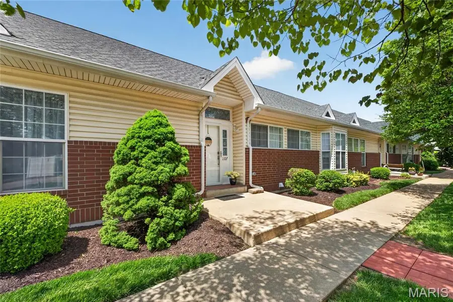 107 Cardinal Villas Drive #1C, Saint Peters, MO 63376 - #3
