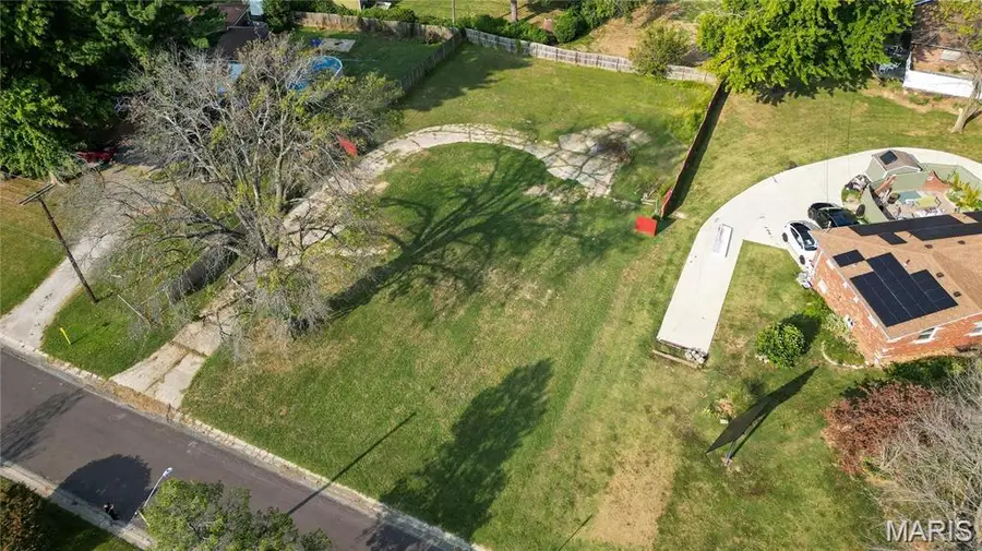 405 E Park Drive, Belleville, IL 62226 - #3
