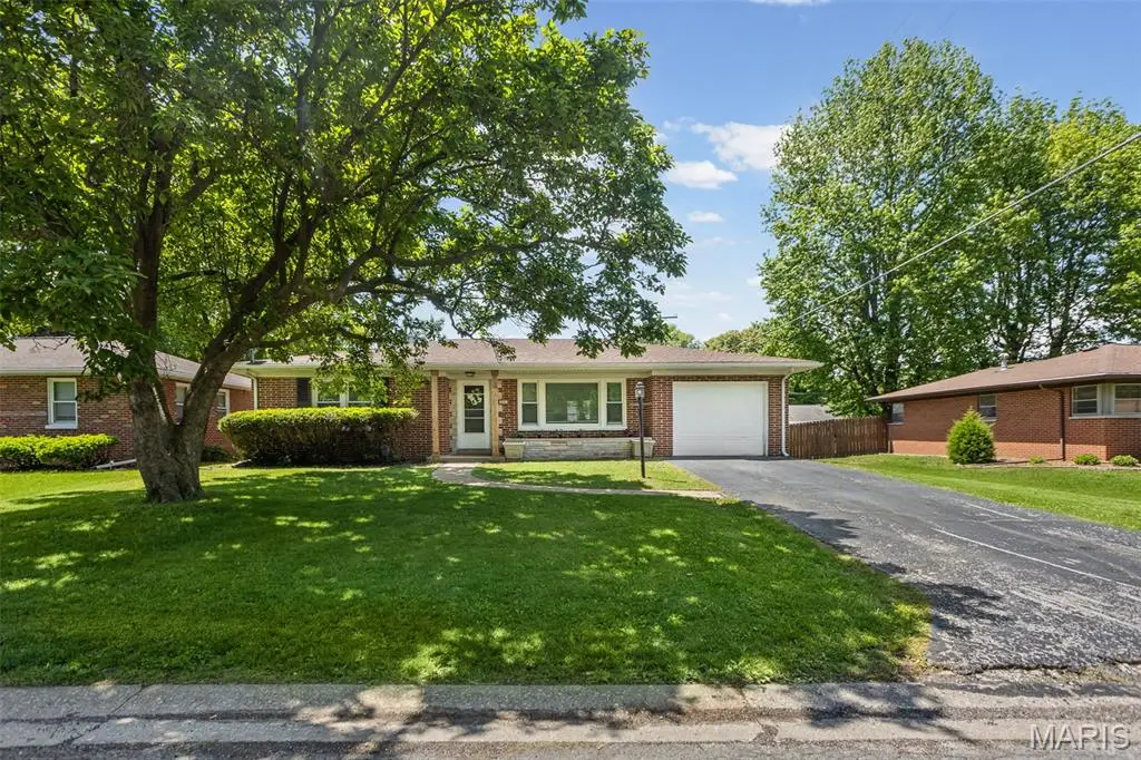 507 N 44th Street, Belleville, IL 62226 - #1