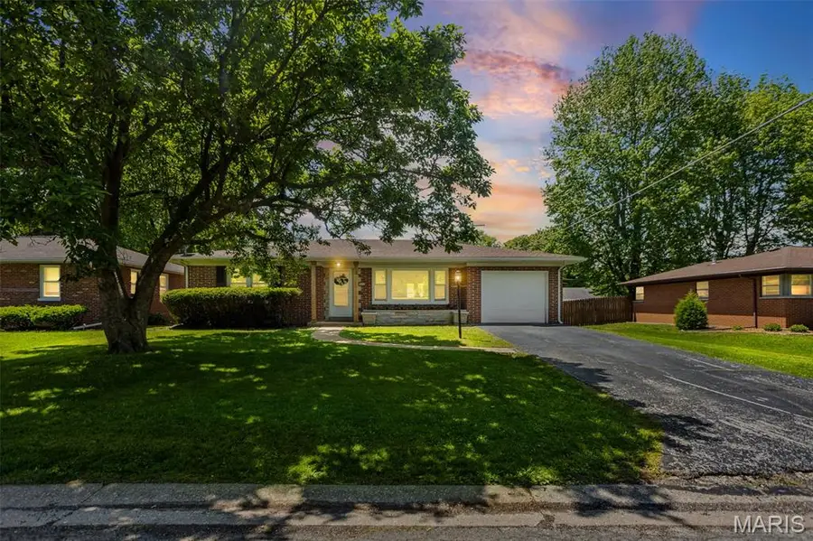 507 N 44th Street, Belleville, IL 62226 - #2