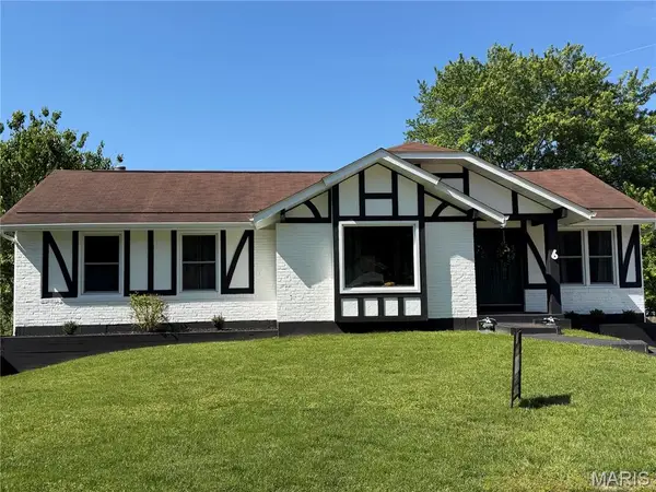 6 Cherrywood Court, St Peters, MO 63376