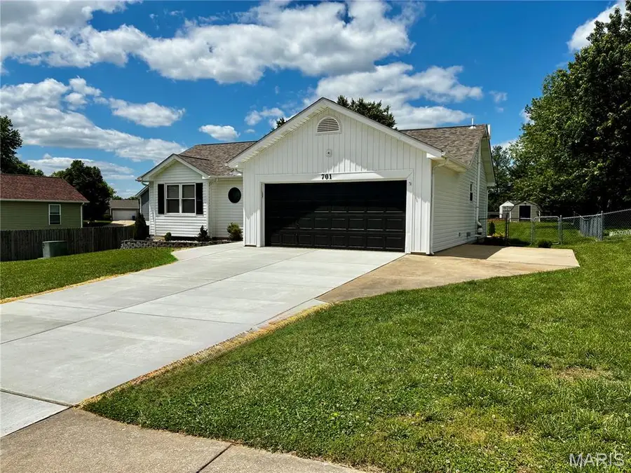 701 Ballantrae Drive, Wentzville, MO 63385 - #2