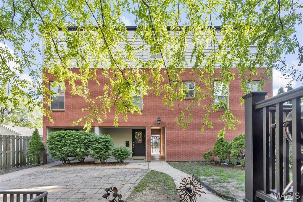 4218 W Pine Boulevard #4, Saint Louis, MO 63108 - #1