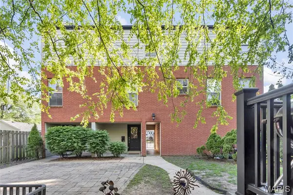 4218 W Pine Boulevard #4, St Louis, MO 63108