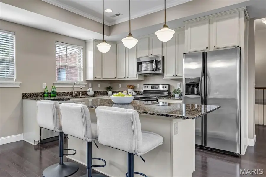 4218 W Pine Boulevard #4, Saint Louis, MO 63108 - #2